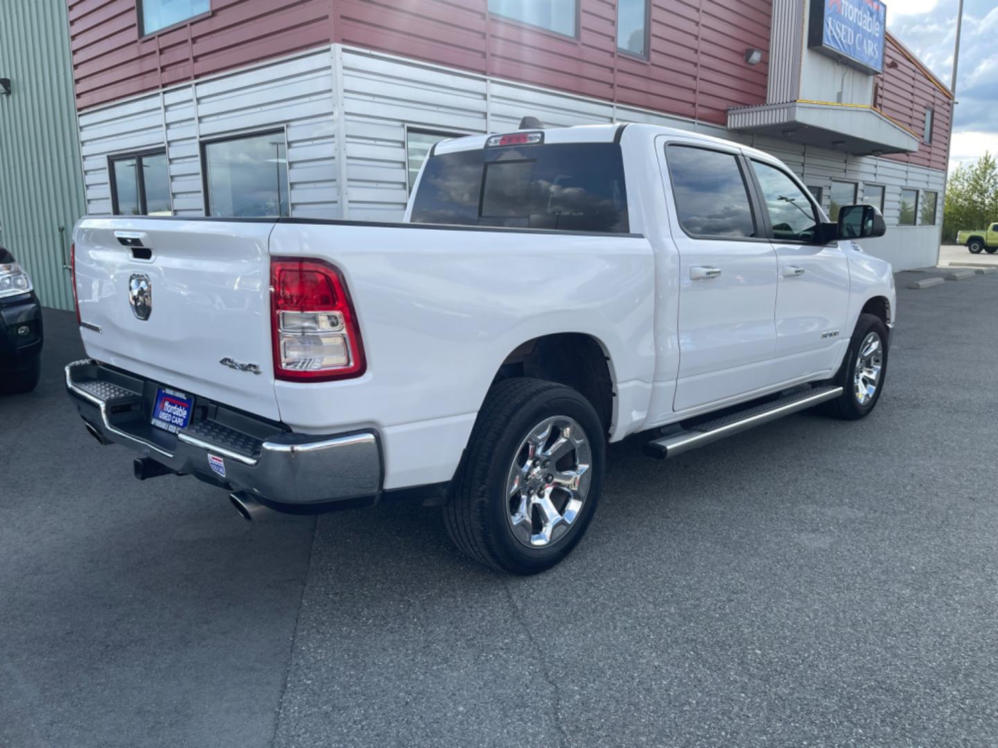 2019 WHITE RAM 1500 BIG HORN (1C6SRFFT1KN) with an 5.7L engine, Automatic transmission, located at 1960 Industrial Drive, Wasilla, 99654, (907) 274-2277, 61.573475, -149.400146 - Photo#3